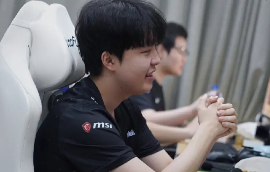 LGD险胜JDG，Kanavi开启传奇时刻焦点之战半决赛，留下经典瞬间