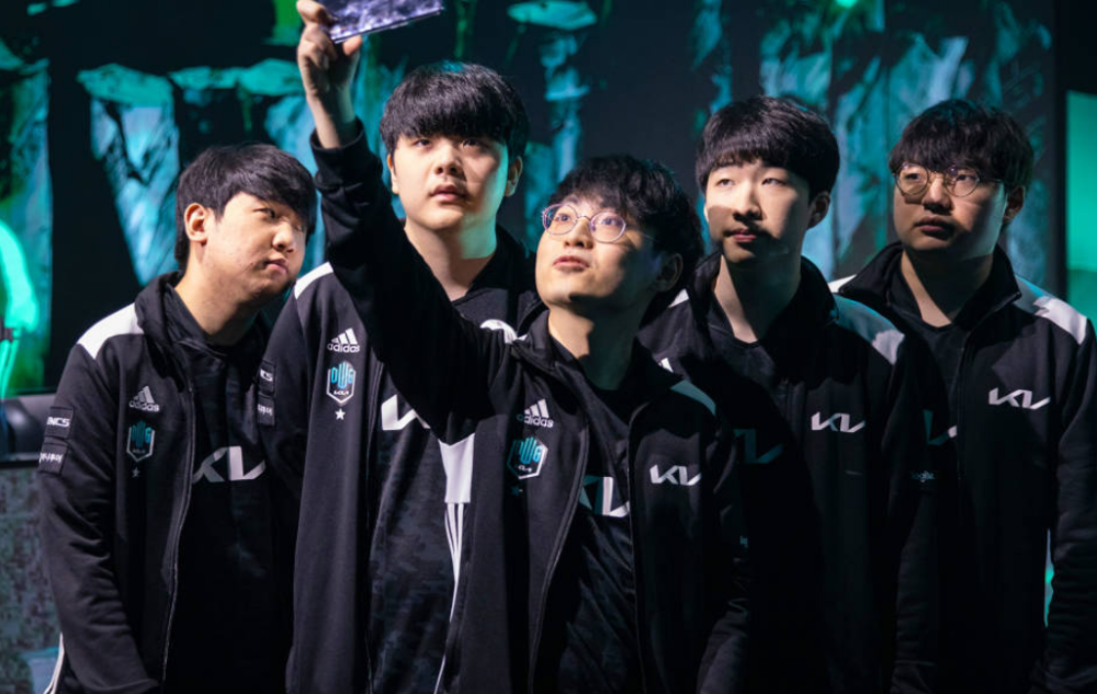 PSG翻盘DK，Hanssama极限生还后反打宿敌对决成都决赛之夜，点燃全场激情的简单介绍