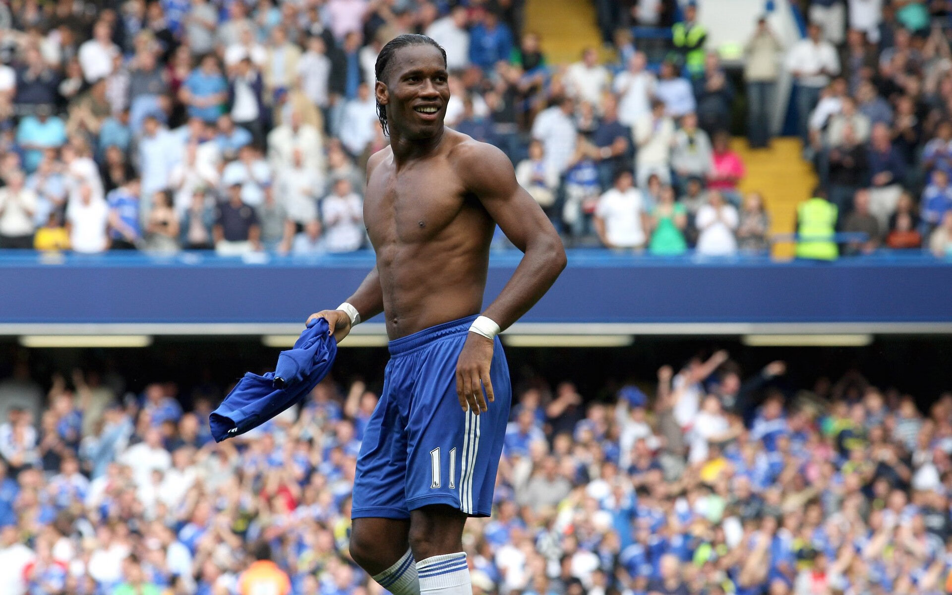 楚阿梅尼式爆发!墨西哥高位熔断战术,如何强压伊拉克展现现代足球压制力?